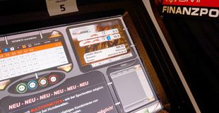 Finanzpolizei zerschlägt in WELS eines der Zentren der illegalen Automaten-"Industrie" Österreichs!