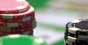 Schweiz: Polizei stürmt illegalen Poker Club