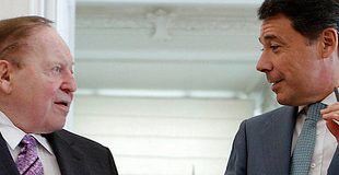 Sheldon Adelson und der Ministerpräsident der autonomen Region Madrid, Ignacio González