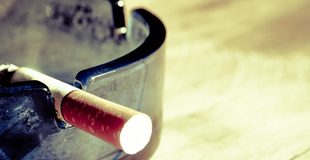 21 Prozent der Österreicher rauchen täglich, elf Prozent gelegentlich. Der Anteil der Spieler an der erwachsenen Bevölkerung dürfte bei einem Prozent liegen. Das wären in Österreich rund 60.000 Menschen. © Spieler-Info